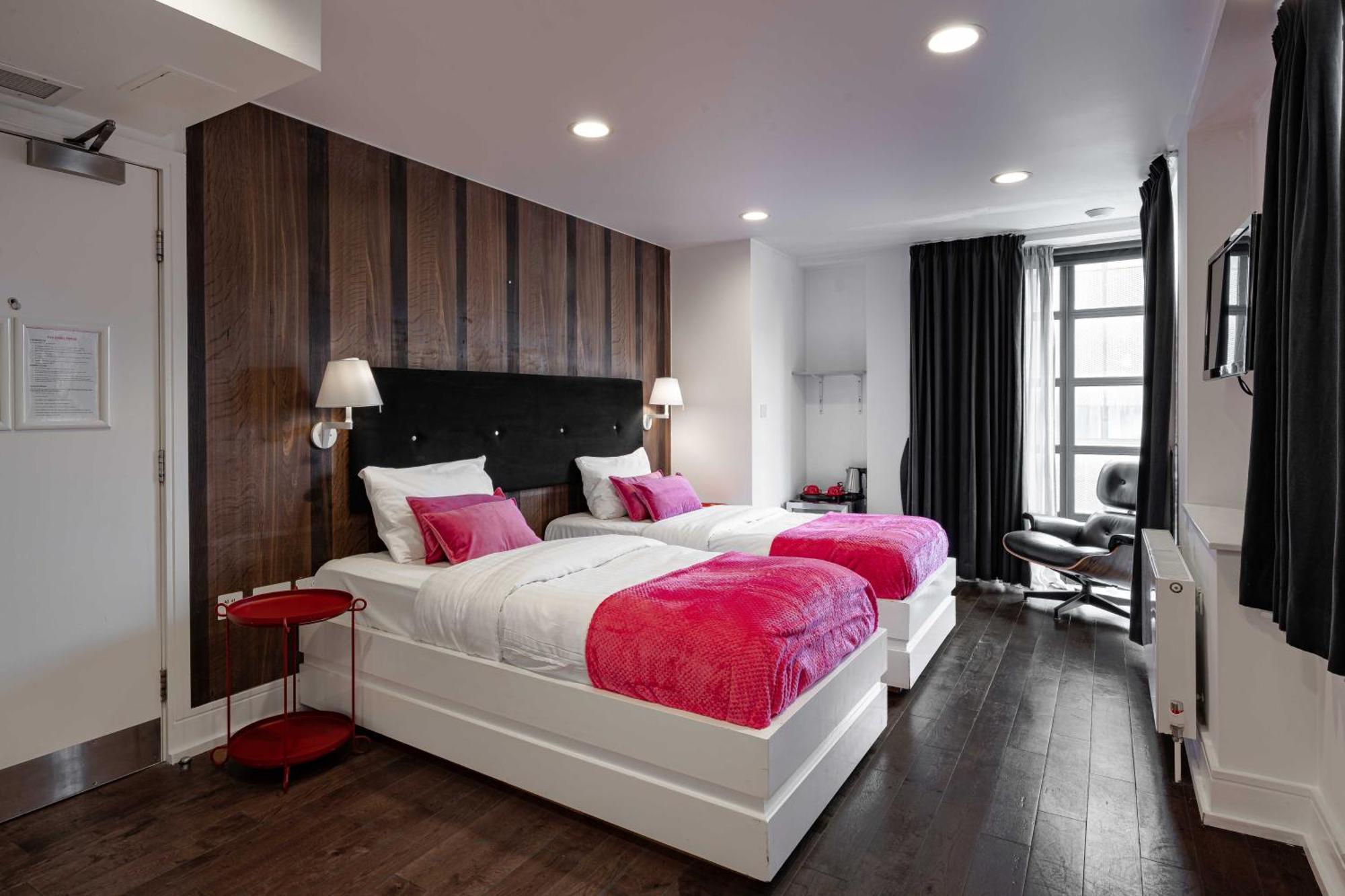 The Whitechapel Hotel London Bagian luar foto