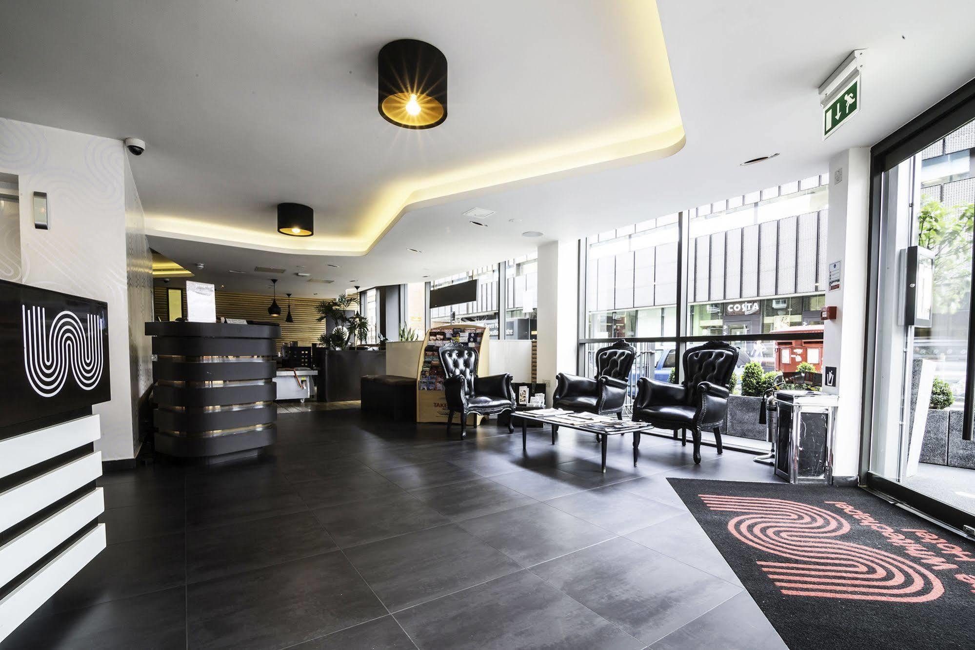 The Whitechapel Hotel London Bagian luar foto