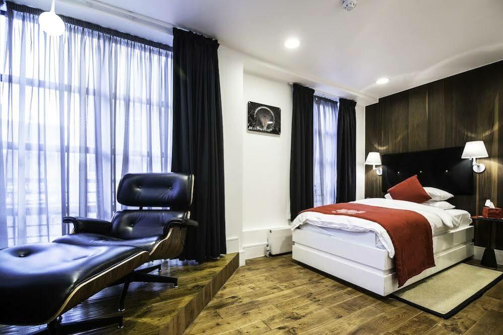 The Whitechapel Hotel London Bagian luar foto